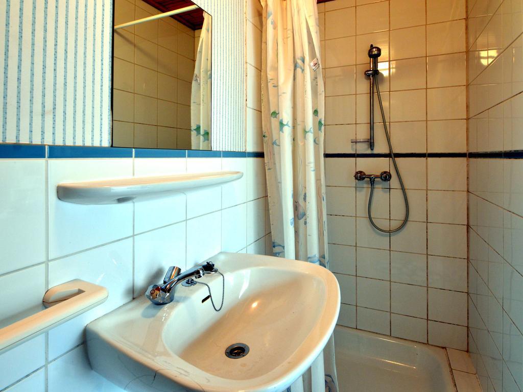 Furnished Bungalow In Monceau En Ardenne With Garden Barbecue Oizy Esterno foto