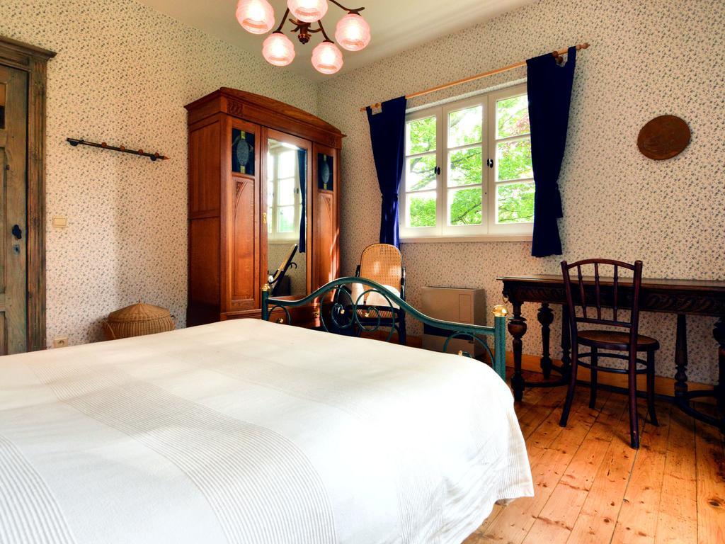 Furnished Bungalow In Monceau En Ardenne With Garden Barbecue Oizy Esterno foto